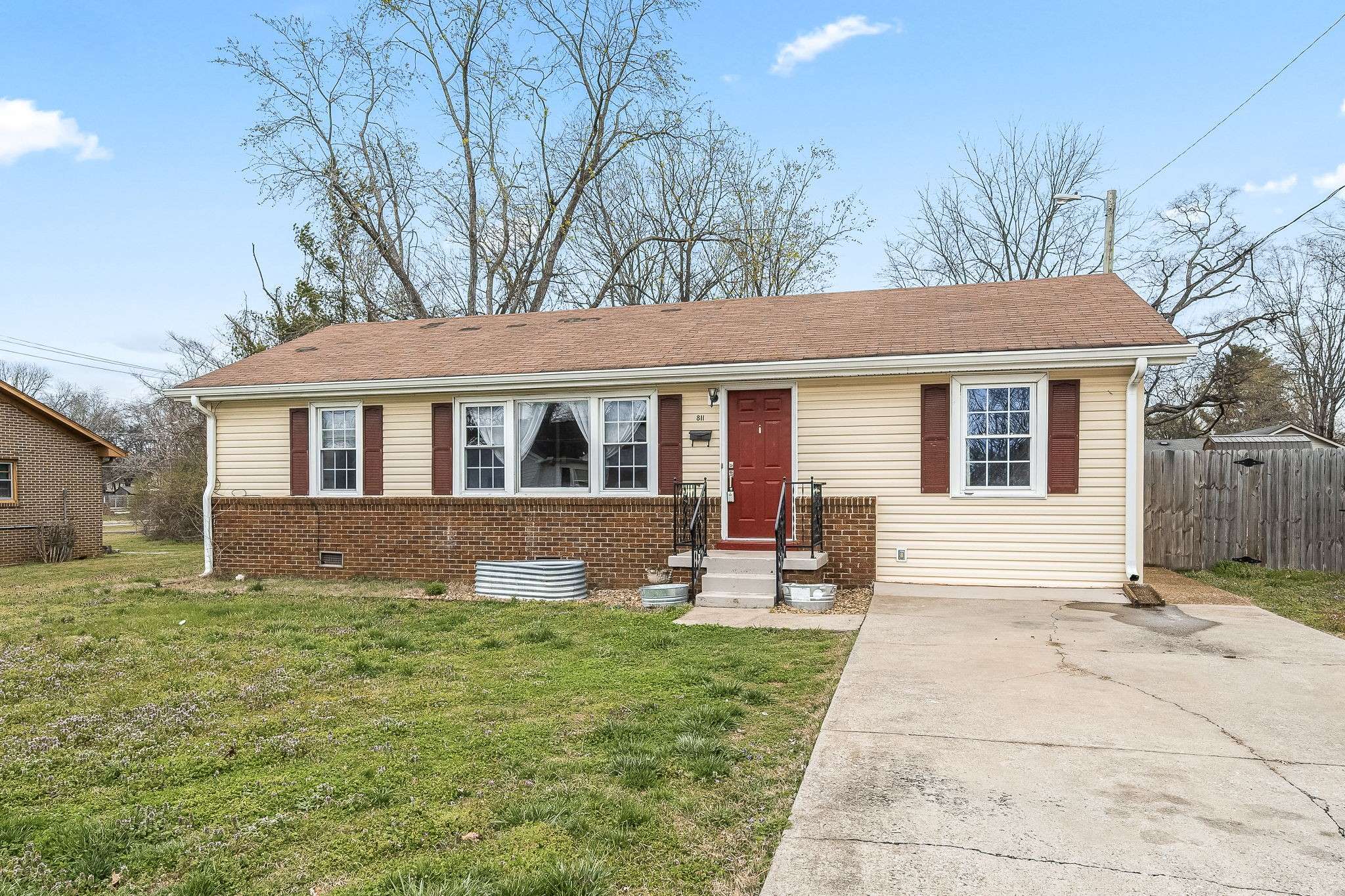 Murfreesboro, TN 37130,811 Sunrise St