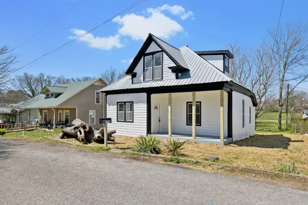 Centerville, TN 37033,118 Nall Ave