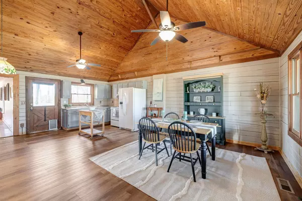 Fairview, TN 37062,7116 King Rd
