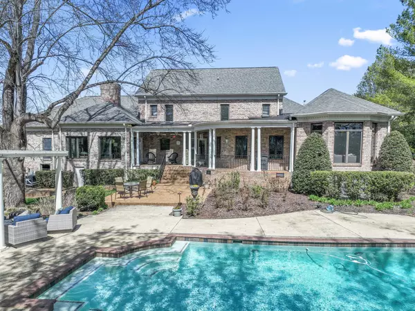 6401 Worchester Dr,  Nashville,  TN 37221