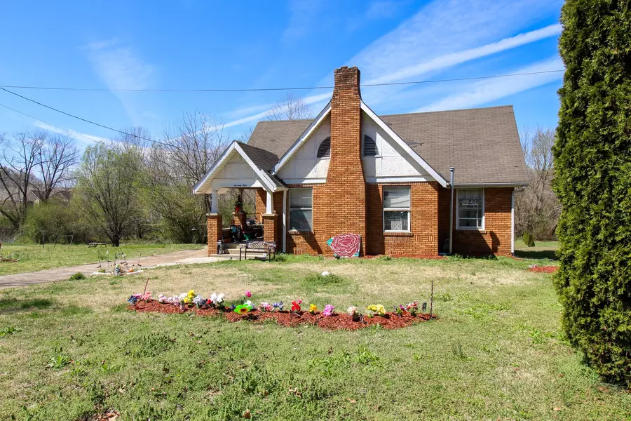 79 Hillcrest Circle Dr, Jackson, TN 38301