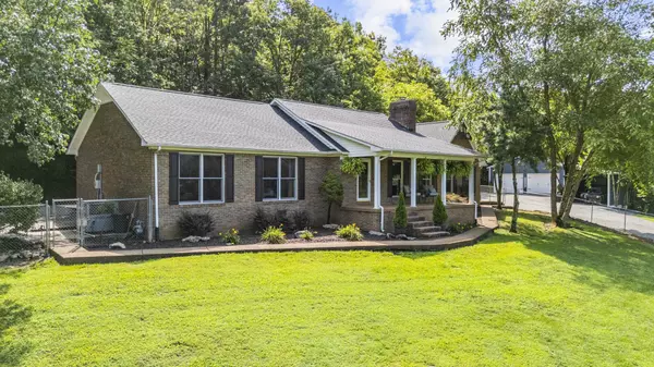 Dowelltown, TN 37059,7474 Nashville Hwy
