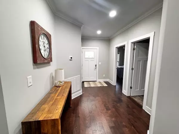 Winchester, TN 37398,27 Island Way