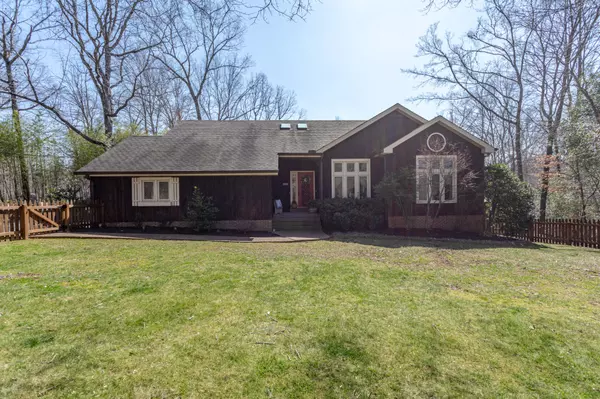 Kingston Springs, TN 37082,1101 Cutters Cove Rd