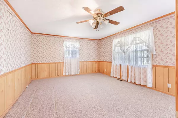 Westmoreland, TN 37186,970 Howell Rd