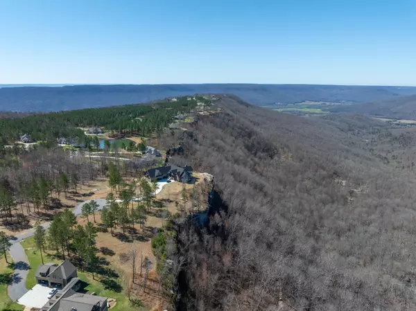 Jasper, TN 37347,480 Pappy Road