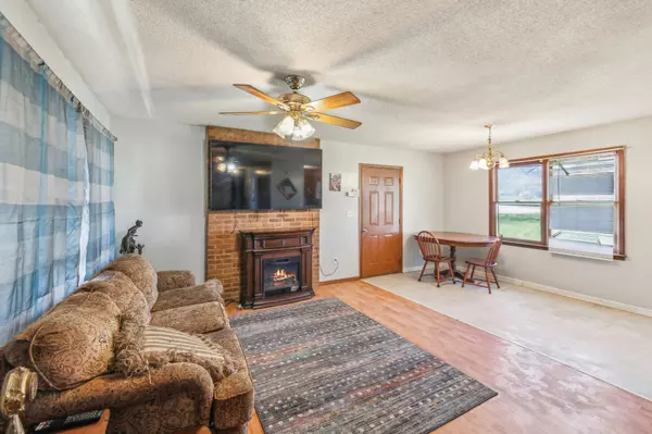 Tracy City, TN 37387,112 Payne Ave