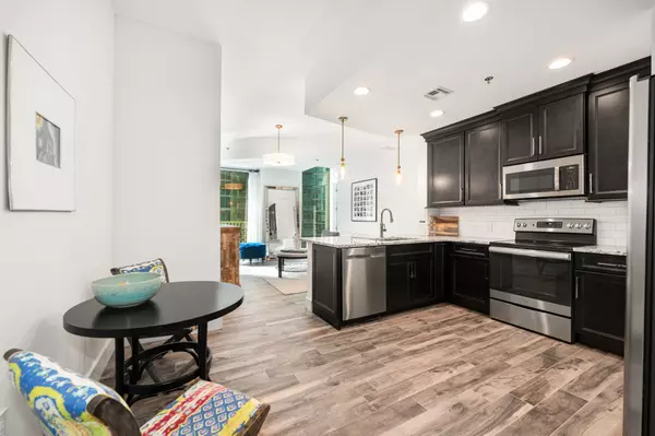 Nashville, TN 37201,301 Demonbreun St #920