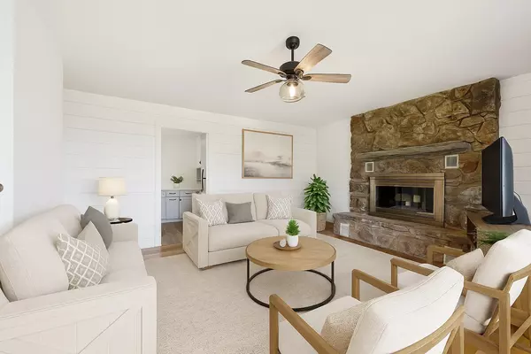 Hampshire, TN 38461,4041 Hampshire Pike