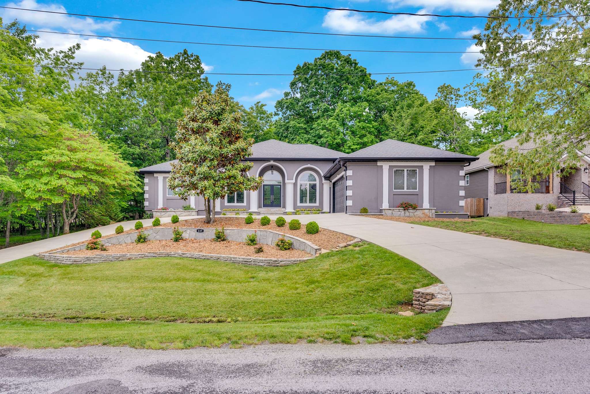 127 Motthaven Dr, Crossville, TN 38555
