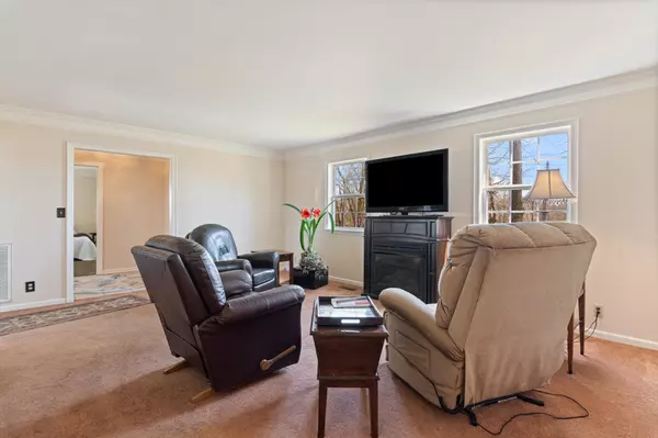 Charlotte, TN 37036,3147 Highway 49 #E