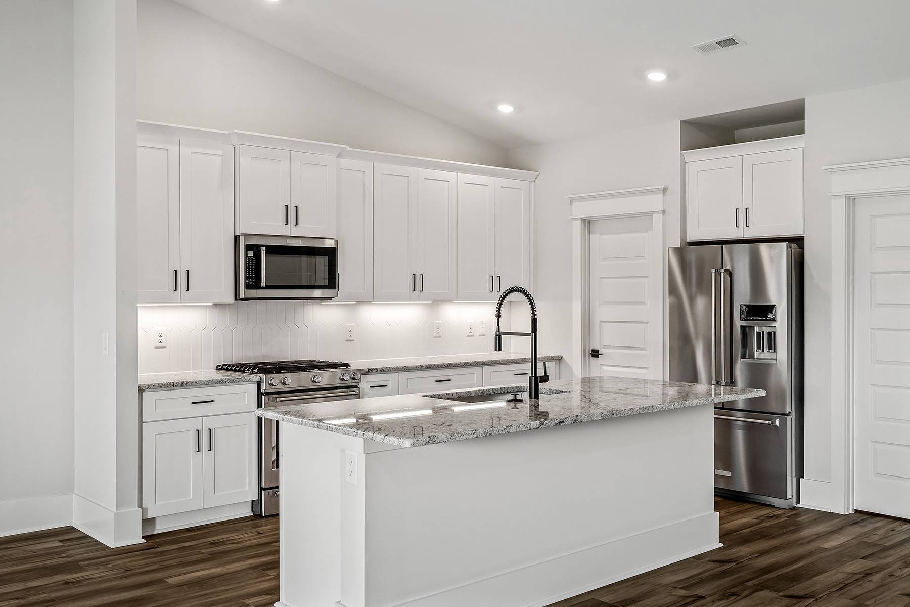 White House, TN 37188,516 Kingwood Lane