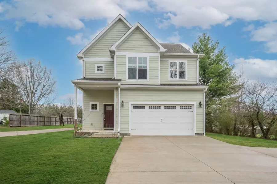 405 Kaiser Road, Dickson, TN 37055