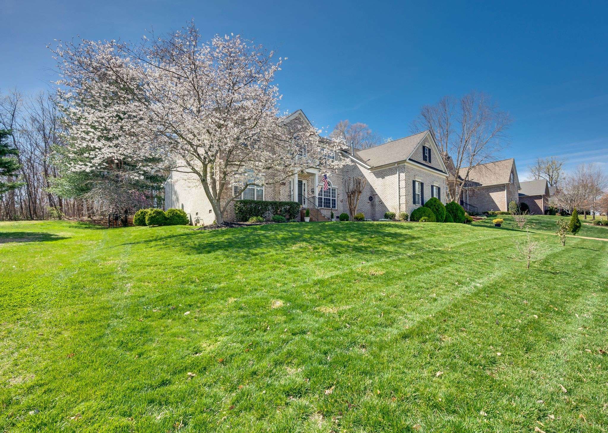Brentwood, TN 37027,1069 Walnut Bend Ln