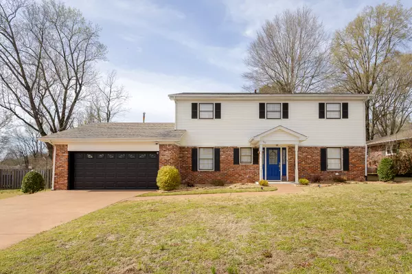 Florence, AL 35633,569 Hazelwood Dr