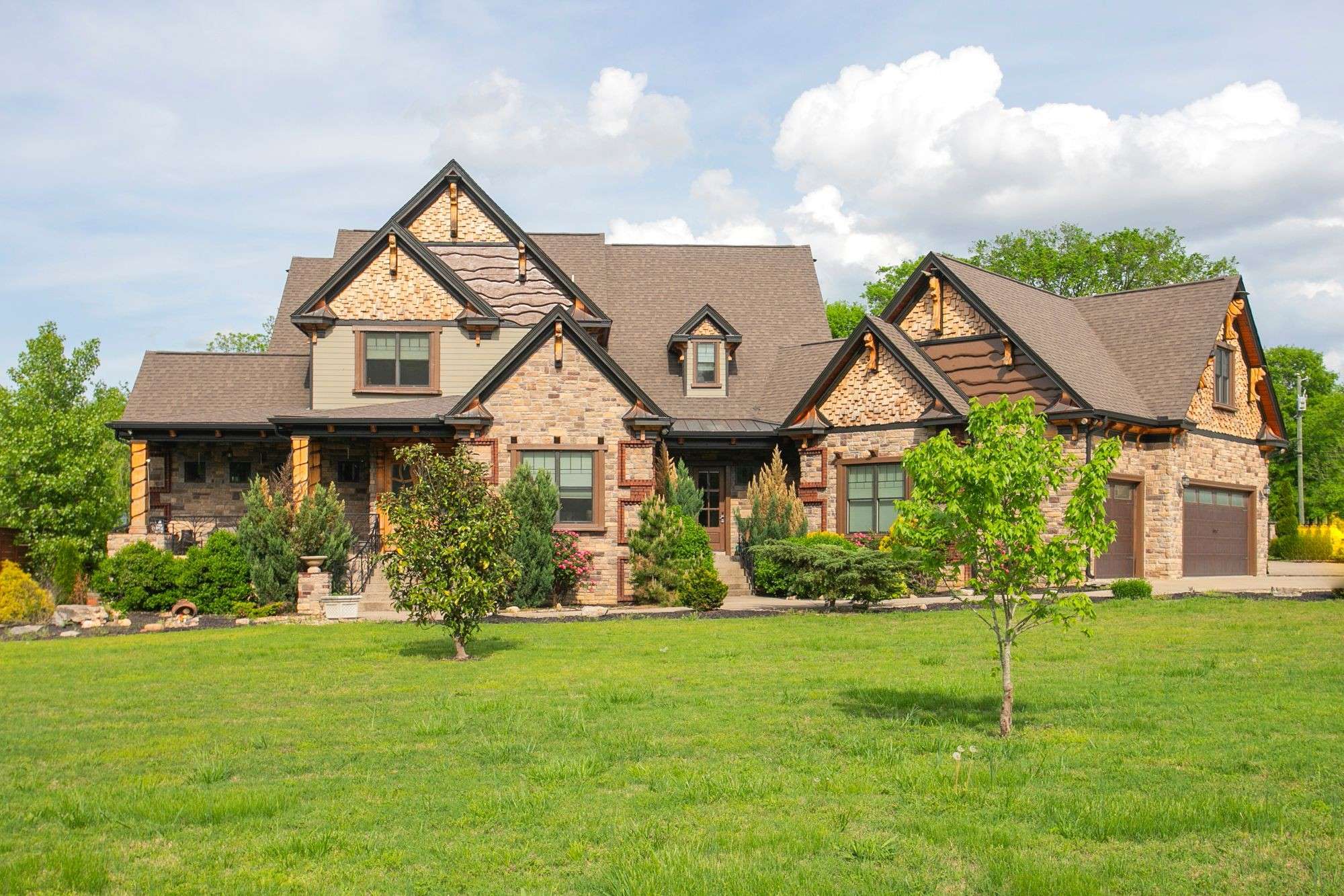 1507 Hudson Rd,  Madison,  TN 37115