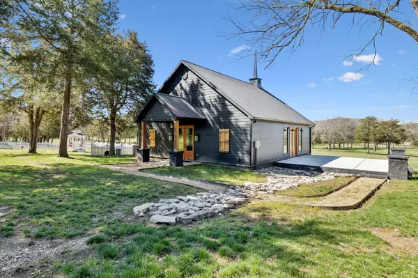 Fayetteville, TN 37334,61 Boning Rd