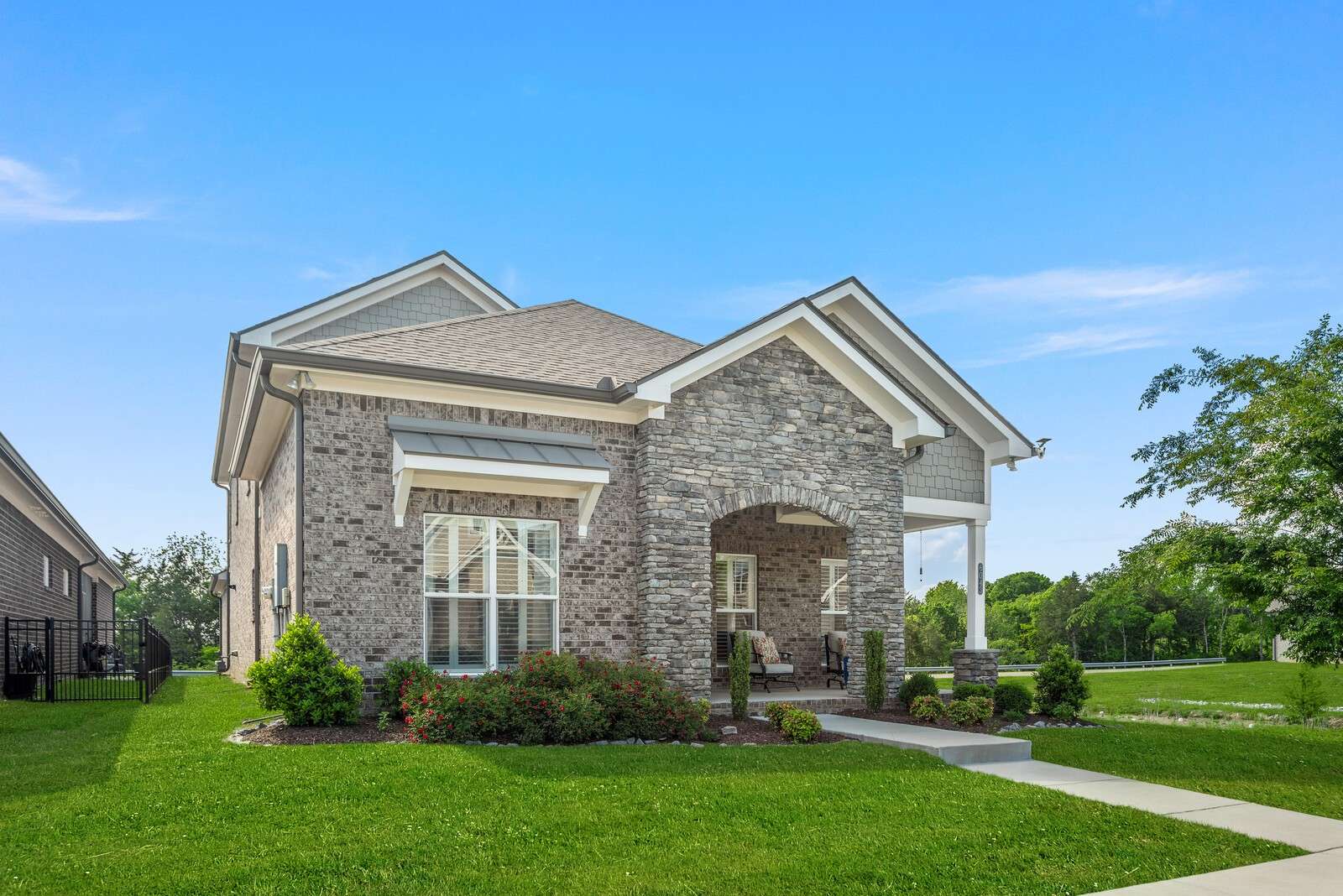 Hermitage, TN 37076,6043 Parkhaven Blvd
