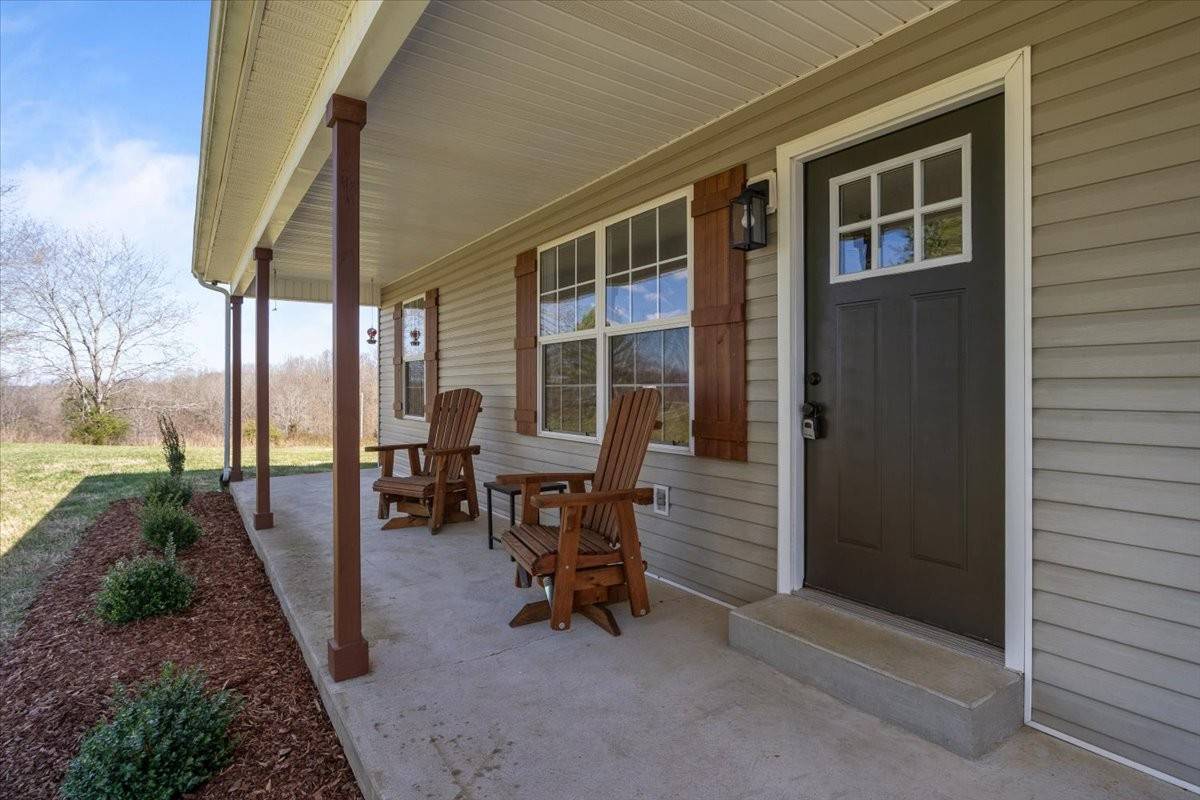 Cunningham, TN 37052,650 Wall Rd