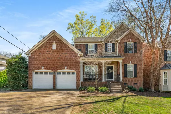 925 Coral Rd, Nashville, TN 37204