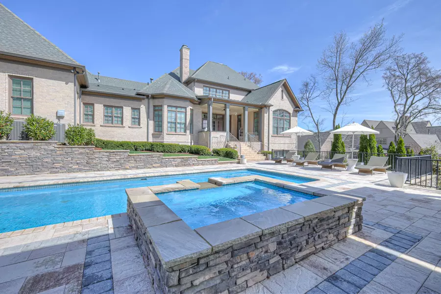 305 Lockhart Ct, Franklin, TN 37069