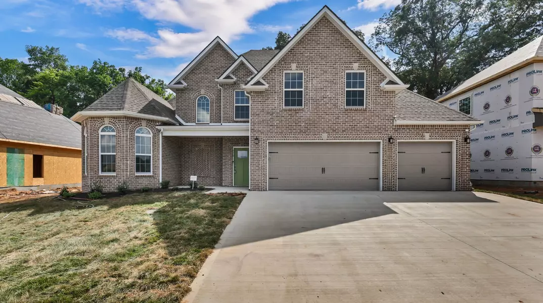 950 Vendue Ave, Clarksville, TN 37042