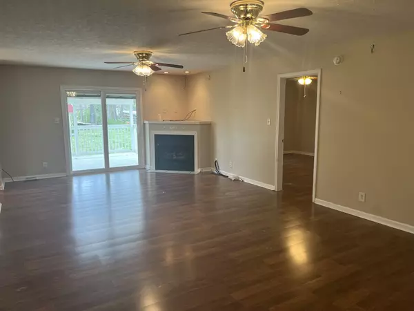 Clarksville, TN 37043,655 Renee Ct