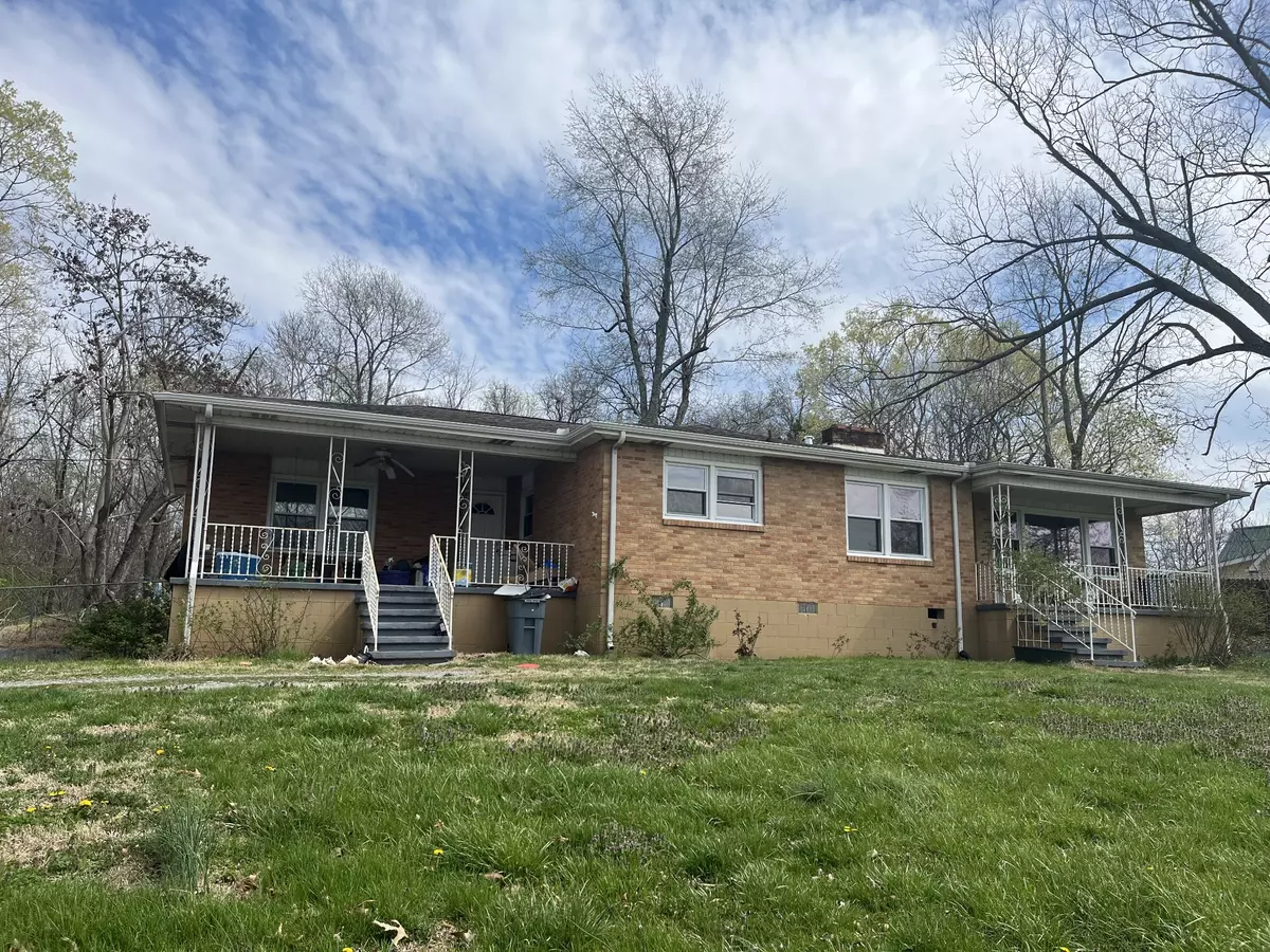 Charlotte, TN 37036,3120 Highway 49 #E