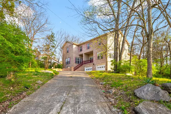 Nashville, TN 37217,1041 Flintlock Ct