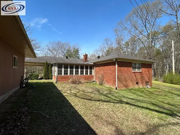 Bruceton, TN 38317,145 Butler School Rd