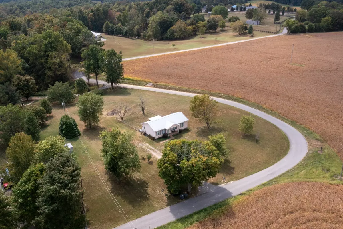 Westmoreland, TN 37186,560 Gregory Rd