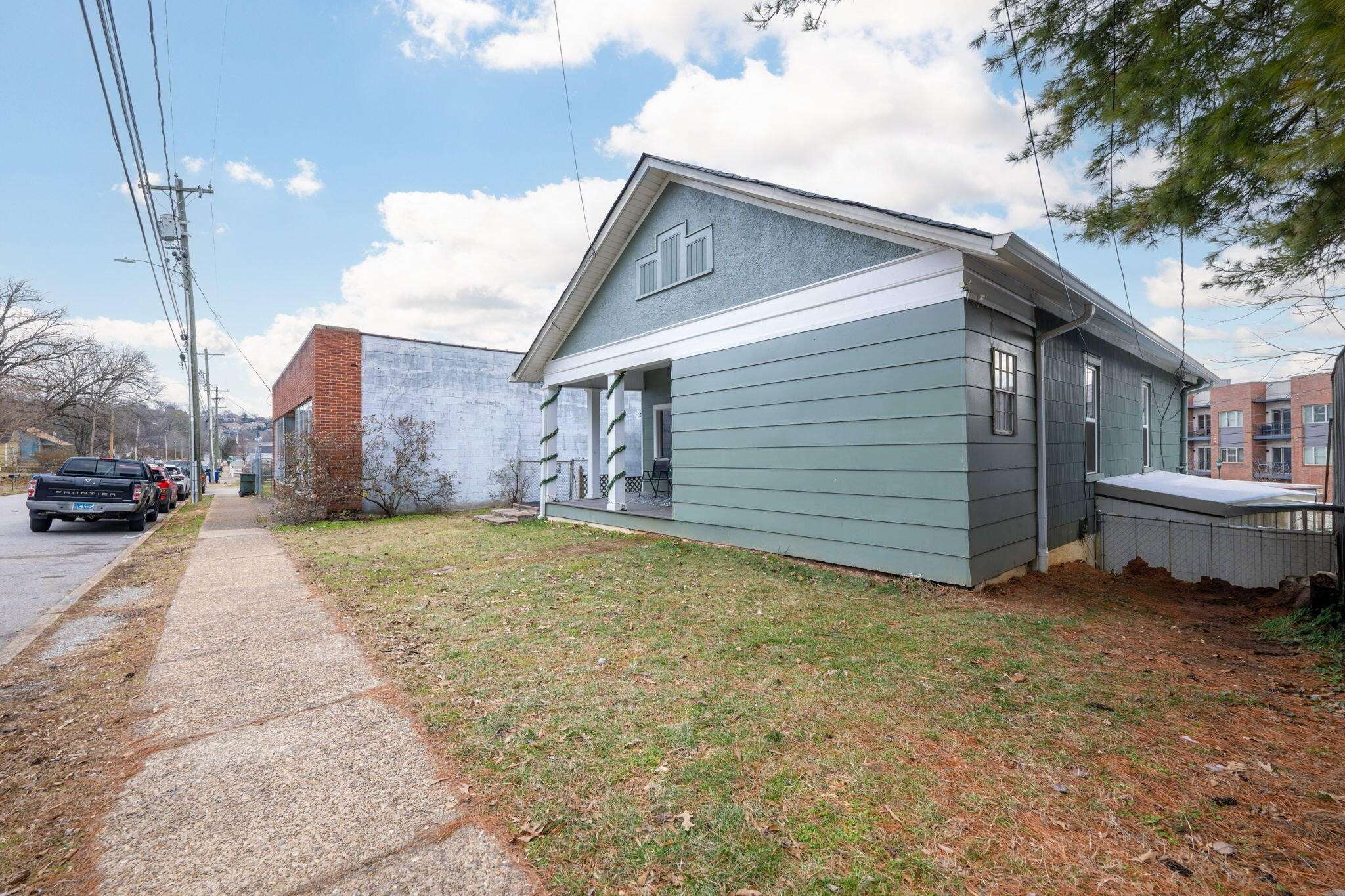 Chattanooga, TN 37405,512 W Bell Avenue