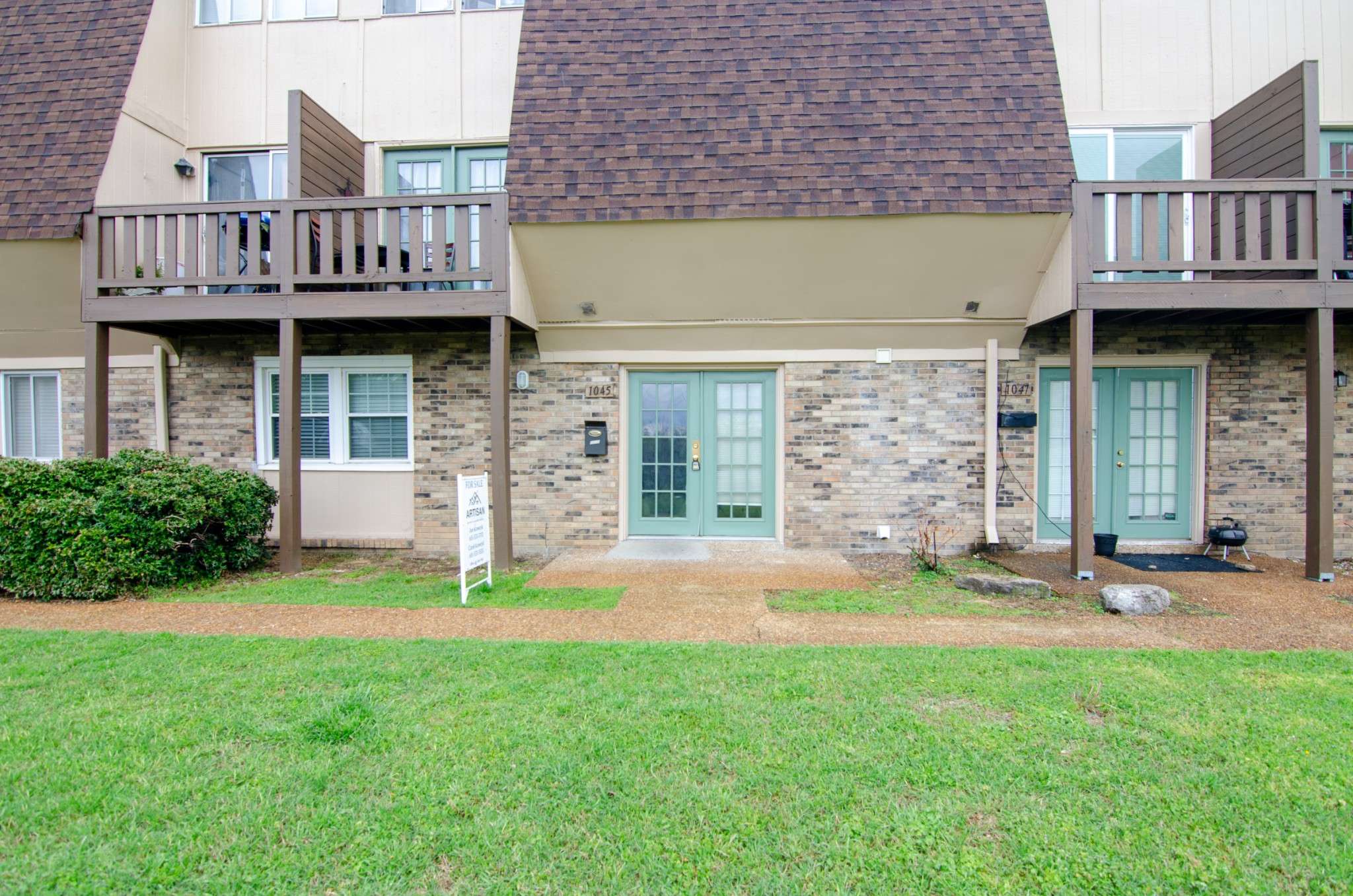 1045 Harold Dr, Nashville, TN 37217