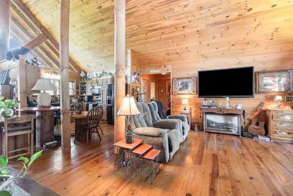 Castalian Springs, TN 37031,1050 Old Hopewell Rd