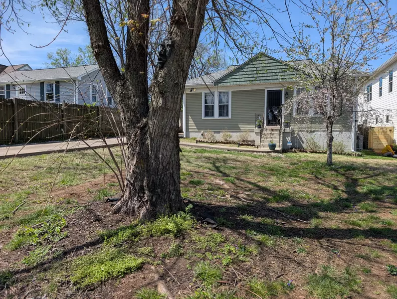 547 Stevenson St, Nashville, TN 37209