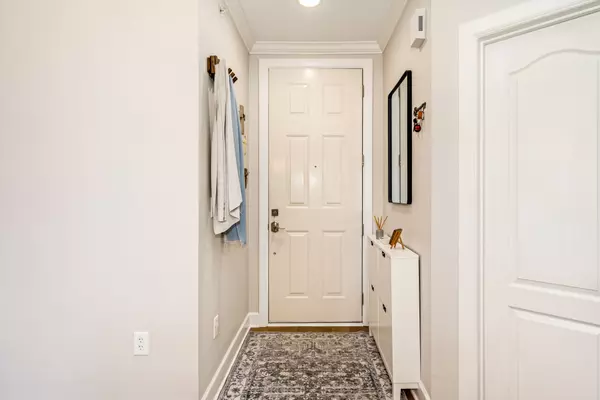 Brentwood, TN 37027,309 Seven Springs Way #403