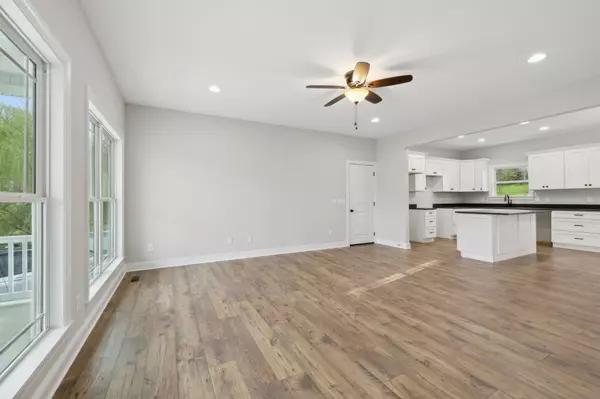 Gordonsville, TN 38563,160 Lisa Dr