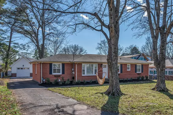 4717 W Longdale Dr,  Nashville,  TN 37211