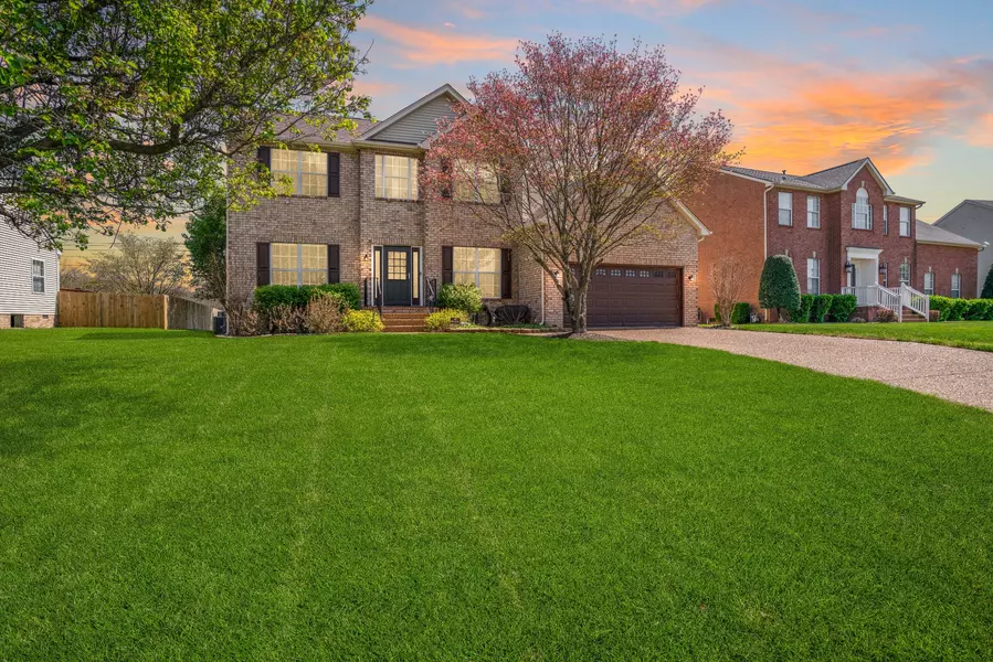 133 Grove Ln #S, Hendersonville, TN 37075