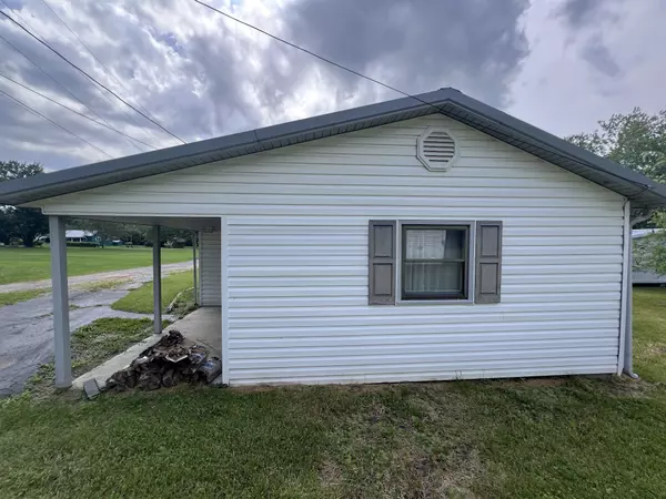 Tracy City, TN 37387,31 Marler St