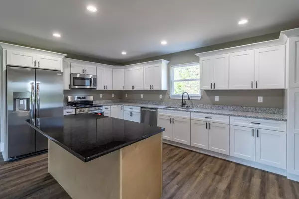 Dunlap, TN 37327,32 Galloway Airport Road