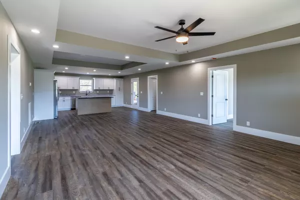 Dunlap, TN 37327,32 Galloway Airport Road