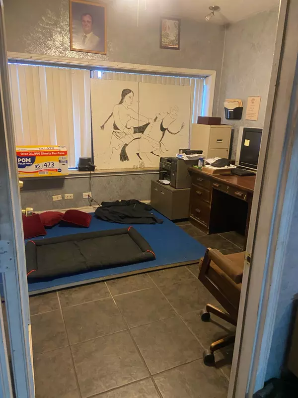 Clarksville, TN 37040,1220 College St