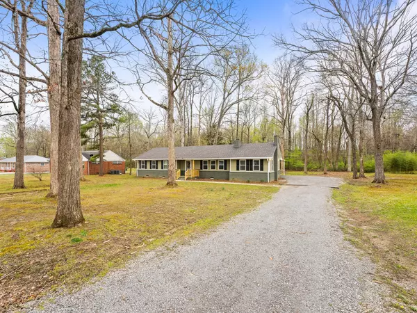Tullahoma, TN 37388,221 Jackson Cir