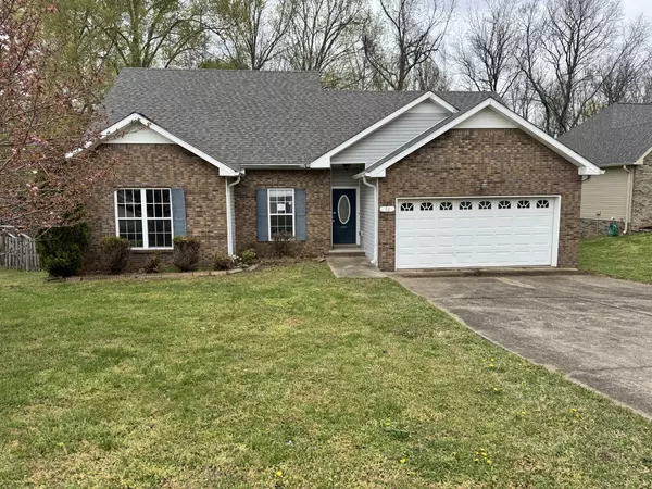 79 West Dr, Clarksville, TN 37040