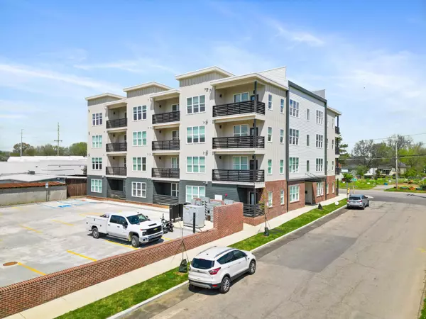 Chattanooga, TN 37404,2318 E Main Street #409