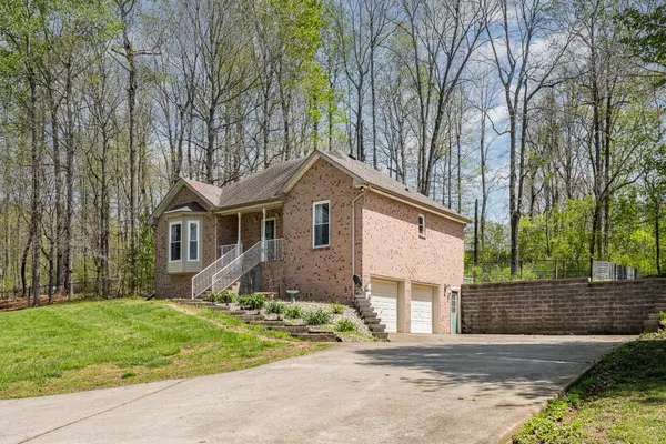 White Bluff, TN 37187,1013 Creek Bottom Rd