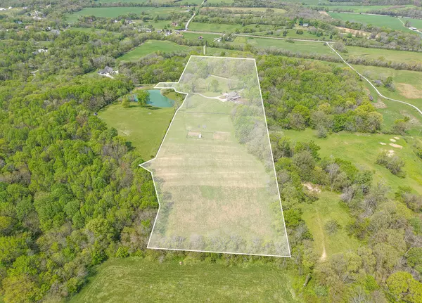 8958 Horton Hwy, College Grove, TN 37046