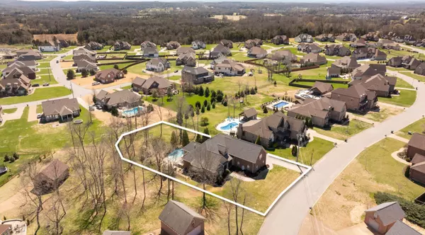 823 Harrisburg Ln, Mount Juliet, TN 37122