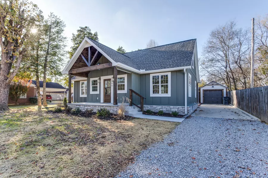 205 W End Ave, Mcminnville, TN 37110
